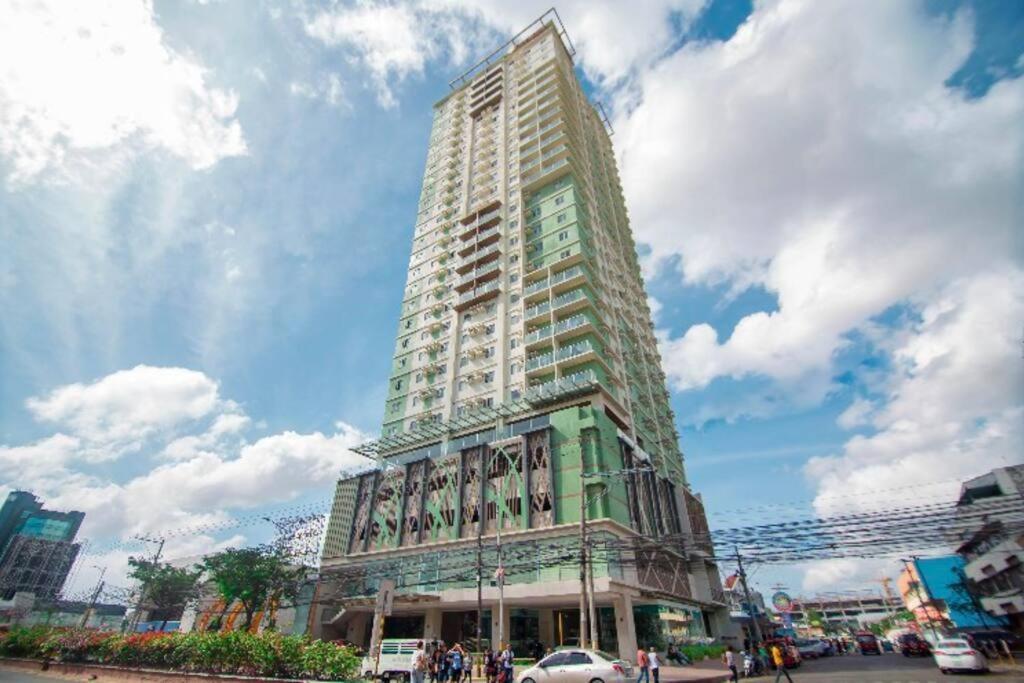 1822 Deluxe Twin - Migas Haven At Sunvida Tower Apartment Cebu Luaran gambar
